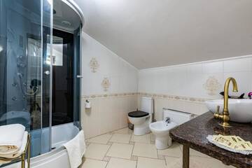 Фото номера Семейный номер Отель Good Zone Club г. Zanarochʼ 4